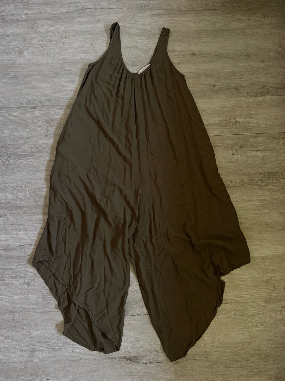 Harlow & Rose Olive Green Boho Wide Leg Lagenlook Harem Jumpsuit & pockets